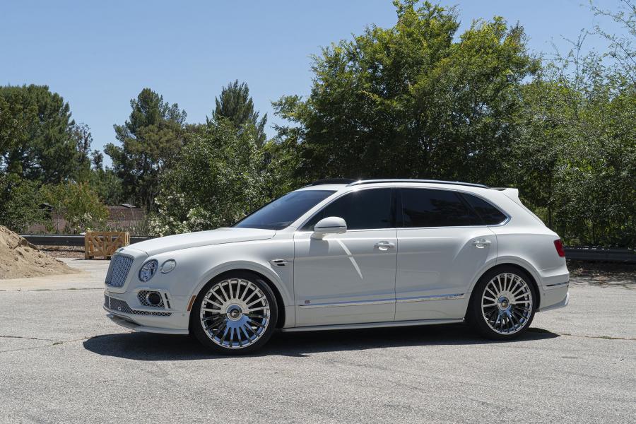  Bentley Bentayga on Forgiato Wheels (Singolo-M) 2019 года  (фото 2 из 6)